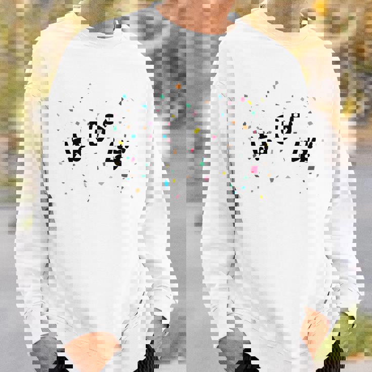 はぴば 誕生日 記念 誕生会 パーティー おめでとう バースデー ハッピーバースデー ハピバ 紙吹雪 主人公 主役 ネタ スウェットシャツ 彼への贈り物