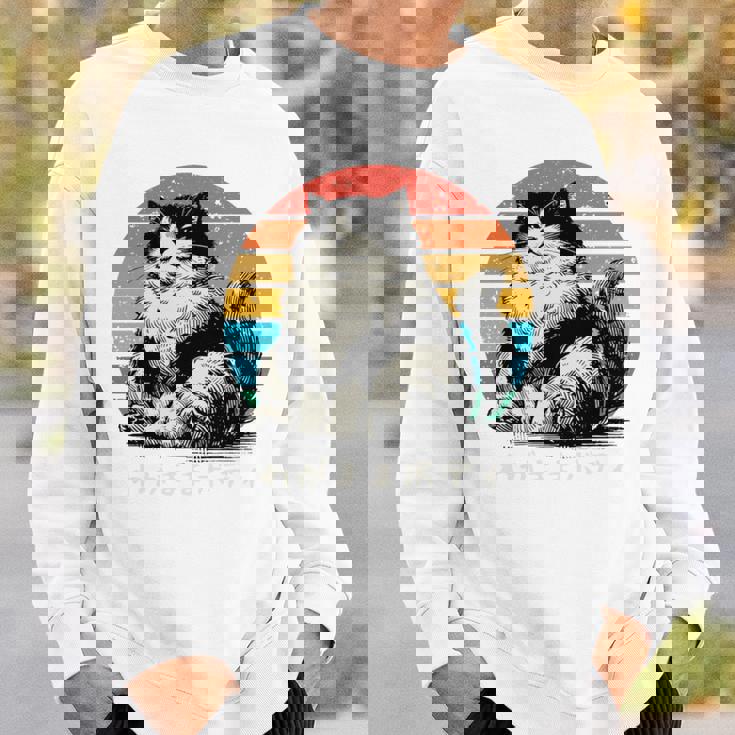 わがままボディ 猫 ねこ 太ったねこ ぽっちゃり ねこ好き かわいい おもしろ 面白い おもろい 手書き レトロ 長袖tシャツ スウェットシャツ 彼への贈り物