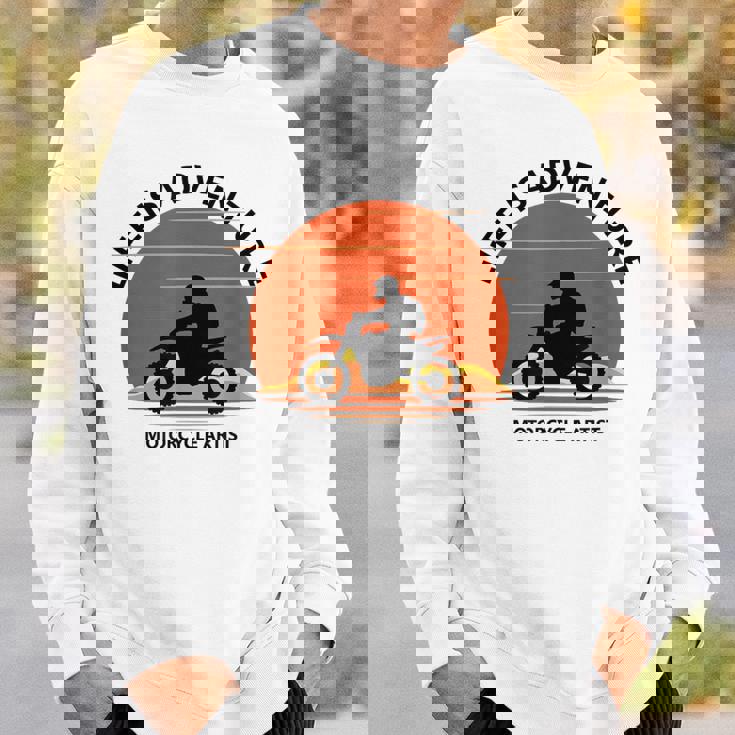 アドベンチャー バイク おもしろ ツーリング 人生は冒険だ オフロードバイクバイク イラスト スウェットシャツ 彼への贈り物