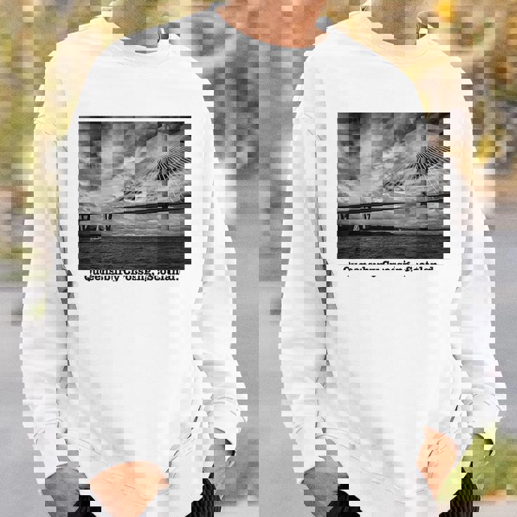 クイーンズベリークロッシング スコットランド 写真 風景 B&W ライト スウェットシャツ 彼への贈り物