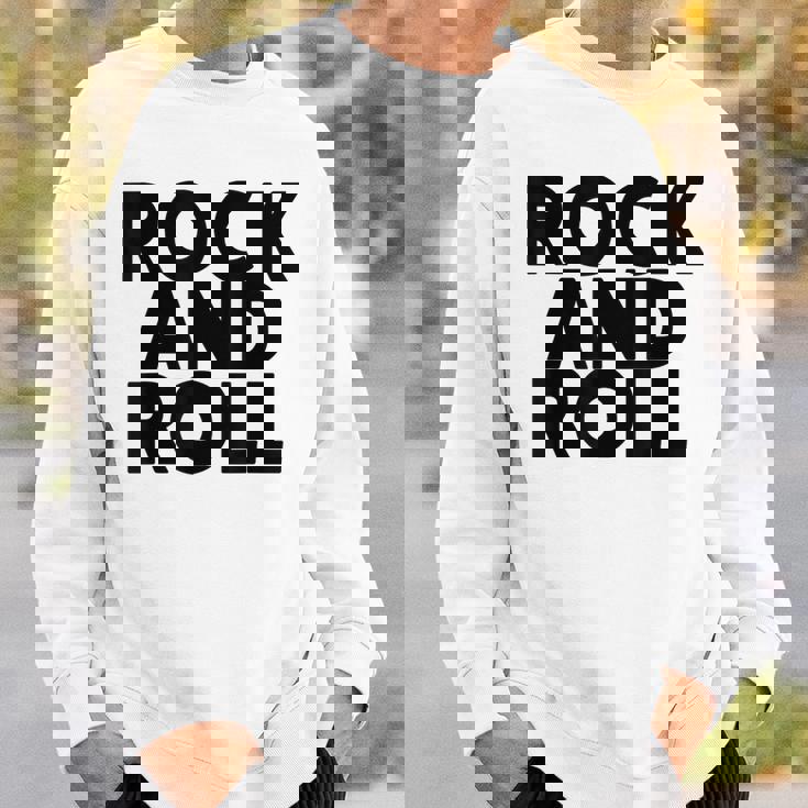 クールなロックンロールミュージックtシャツ、ロックンロールグラフィックをお楽しみください。 スウェットシャツ 彼への贈り物
