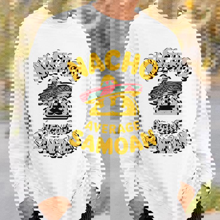 サモア・ナチョ 平均 面白い タコス 火曜日 シンコ・デ・マヨ フィエスタ スウェットシャツ 彼への贈り物