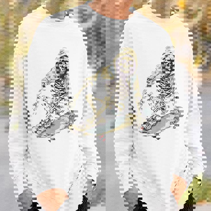 スケートボード スケルトン スケーター スケートボーダー スケートボード スウェットシャツ 彼への贈り物