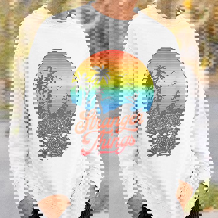 ストレンジャー・シングス サーファーボーイ ピザ デモゴルゴン カリ レトロ 80年代 スウェットシャツ 彼への贈り物