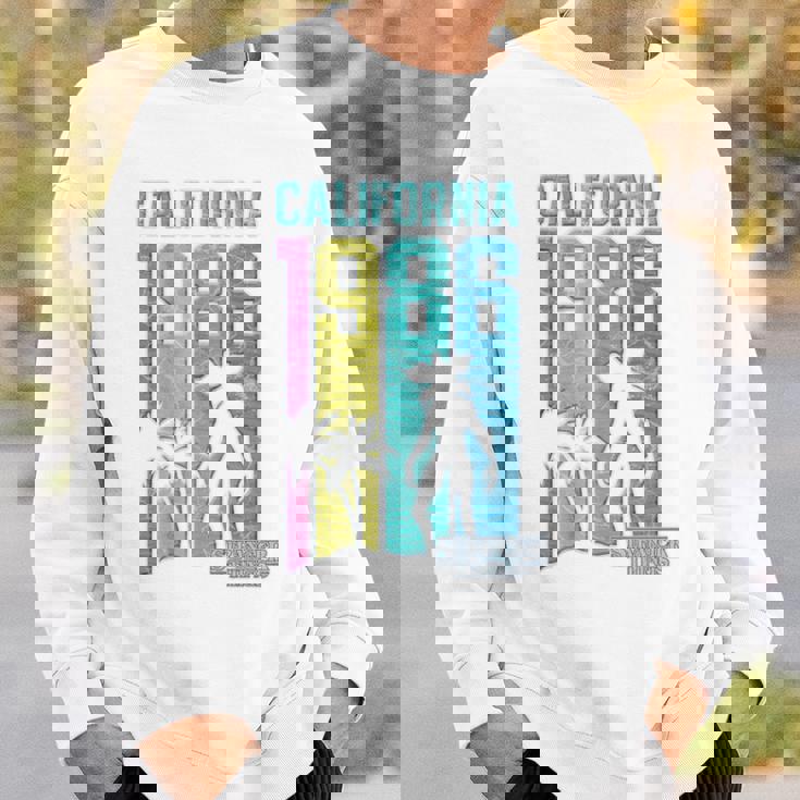 ストレンジャー・シングス デモゴルゴン カリフォルニア 1986年 ファン記念品 長袖tシャツ スウェットシャツ 彼への贈り物