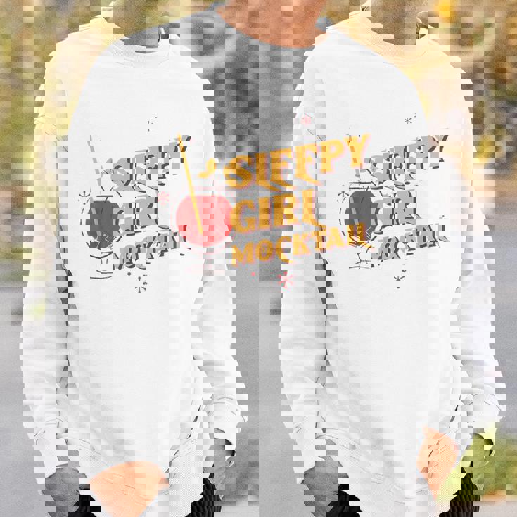 スリーピーガール モクテルクラブ レトロ ウェルネス キュート ファッショントレンド スウェットシャツ 彼への贈り物