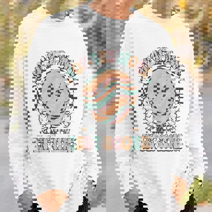 テスト先生 グルーヴィースマイル あなたはテスト結果以上のものです スウェットシャツ 彼への贈り物