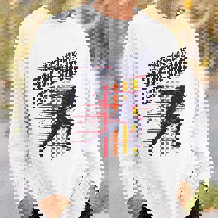 トラックアンドフィールド常に何かが残っている スウェットシャツ 彼への贈り物