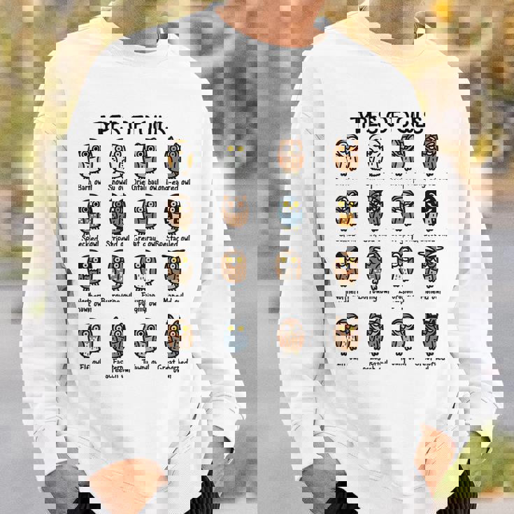 フクロウのコレクションタイプ かわいいフクロウ愛好家向け スウェットシャツ 彼への贈り物