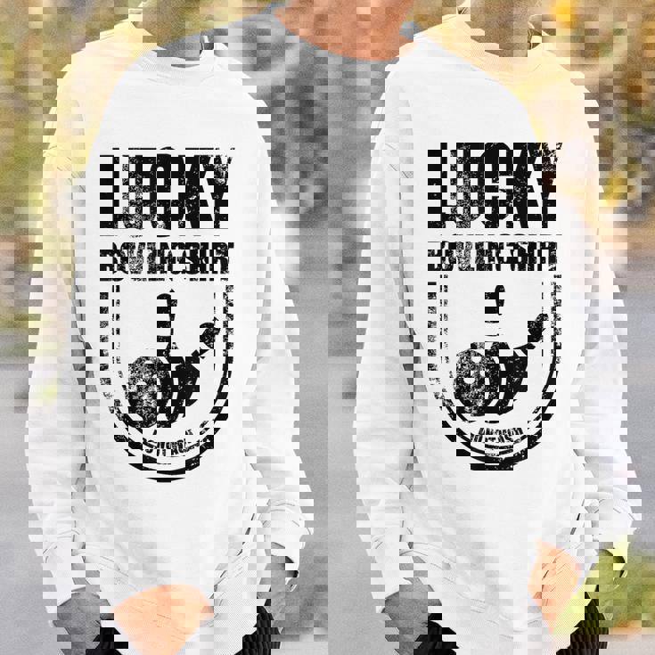 ラッキーボウリングシャツはボウラーのための面白い引用を洗わないでください スウェットシャツ 彼への贈り物