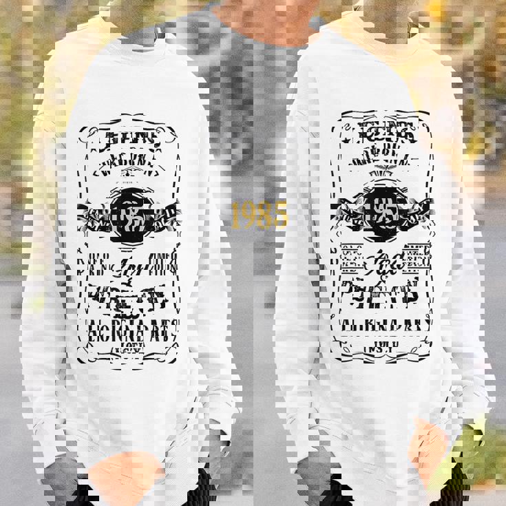 レジェンドは1985年に誕生した37歳の男性の誕生日 スウェットシャツ 彼への贈り物