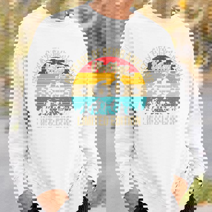 レトロ ヴィンテージ 60歳 誕生日プレゼント 60年間の素晴らしさ 長袖tシャツ スウェットシャツ 彼への贈り物