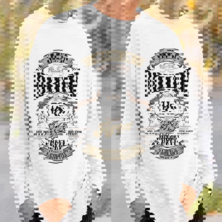 ヴィンテージ還暦祝い 1965年2月生まれ 60歳 スウェットシャツ 彼への贈り物