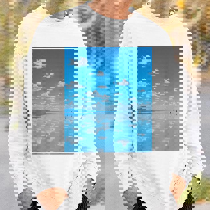 世界一美しい鏡張りの風景 スウェットシャツ 彼への贈り物