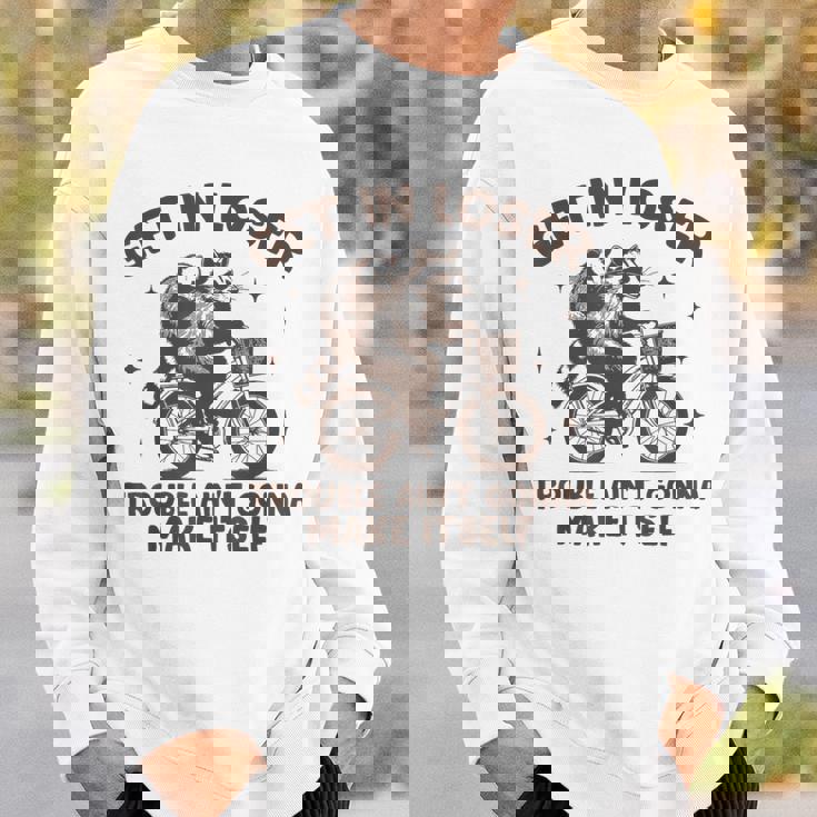 敗者トラブルに巻き込まれてもラクーンポッサムにはならない スウェットシャツ 彼への贈り物