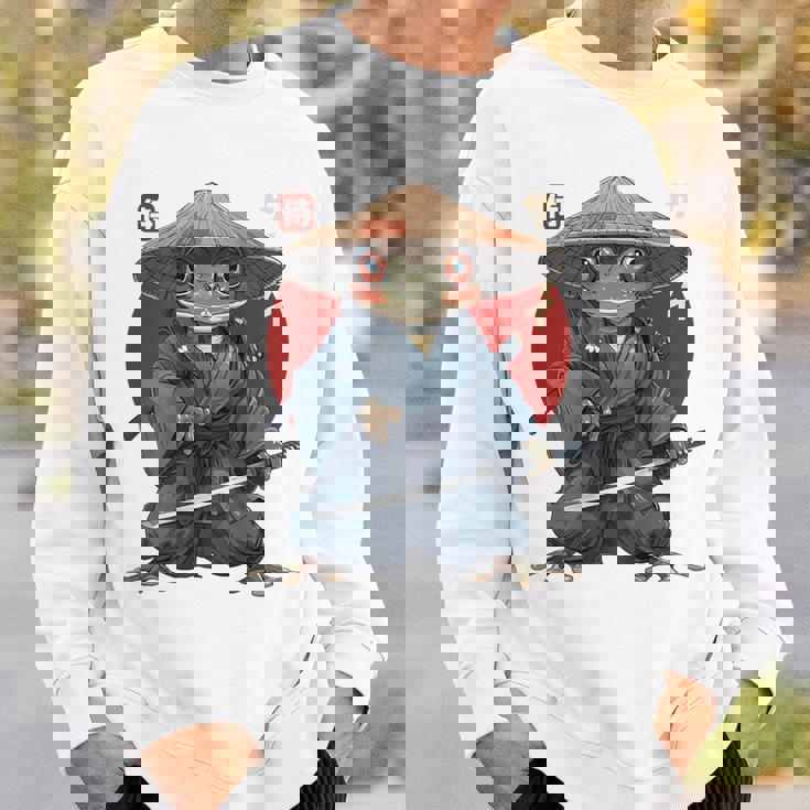 日本の侍カエルの戦士浮世サムライヒキガエルバックプリント。 スウェットシャツ 彼への贈り物