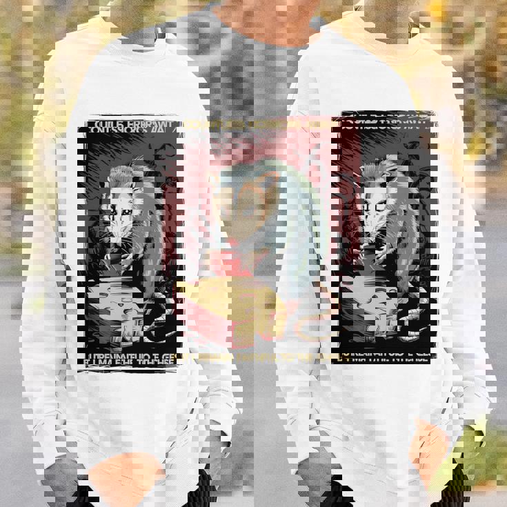 日本ホラーオポッサムアニメ レトロ 数え切れないほどの恐怖が待ち受けている 長袖tシャツ スウェットシャツ 彼への贈り物