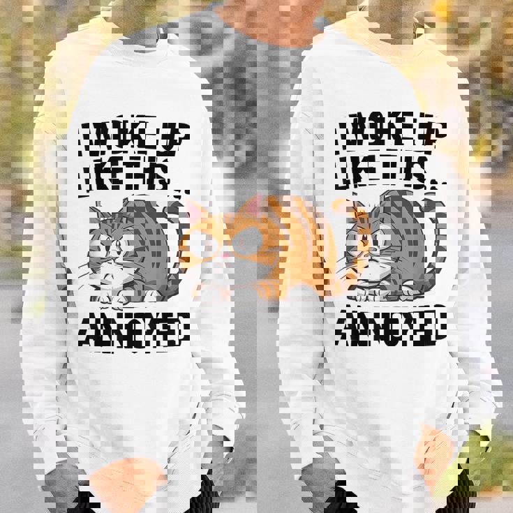 皮肉な猫好き 面白い 内向的 反社会的 不機嫌そうなキティ スウェットシャツ 彼への贈り物