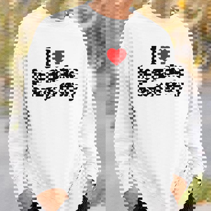 私は男の子を泣かせるのが大好き、男の子を泣かせるのは心 スウェットシャツ 彼への贈り物