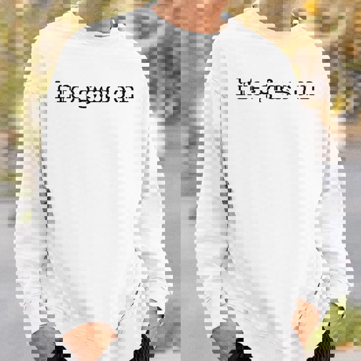 防弾少年団ライフ・ゴーズ・オン・ミニマリスト スウェットシャツ 彼への贈り物