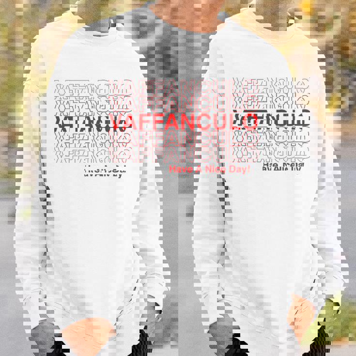 面白いvaffanculoデザイン イタリア語で素敵な一日を。 スウェットシャツ 彼への贈り物