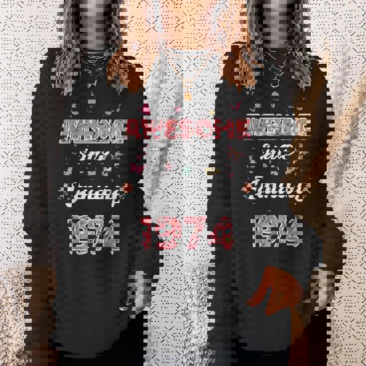 1974年1月から素晴らしい花、1974年1月の誕生日。 スウェットシャツ 彼女への贈り物