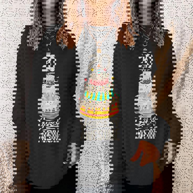 20 Years Of Awesome 20歳の誕生日ケーキ 大人用 スウェットシャツ 彼女への贈り物