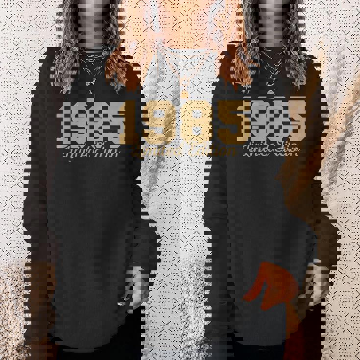 39 Birthday Decorations Best Of 1985 Bday 39Th Birthday スウェットシャツ 彼女への贈り物