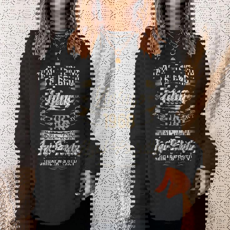 57 歳の誕生日プレゼント ヴィンテージ 1968 男性 面白い 57 歳 1968 スウェットシャツ 彼女への贈り物