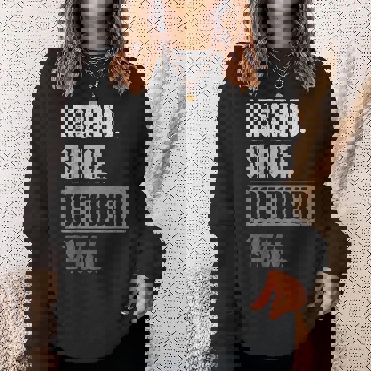 57歳の誕生日 ヴィンテージ レトロ 面白い 57歳 10月 1966 スウェットシャツ 彼女への贈り物