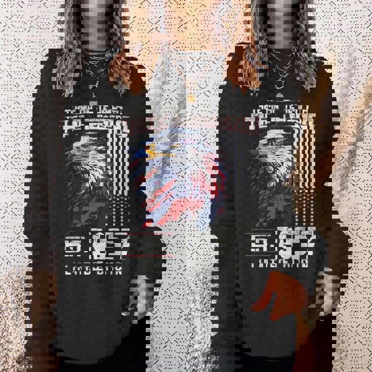 67 歳の誕生日 メンズ オリジナル ヴィンテージ 1957 スウェットシャツ 彼女への贈り物