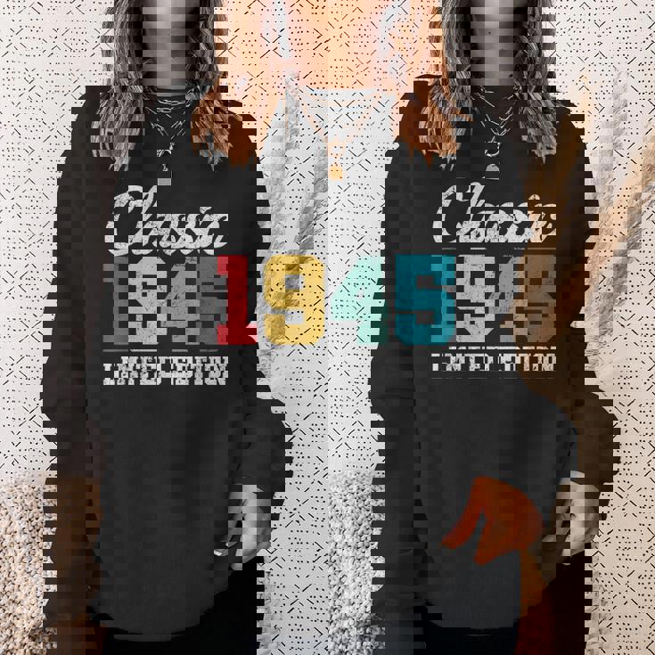 80歳クラシック1945年限定版レトロ80歳の誕生日 スウェットシャツ 彼女への贈り物