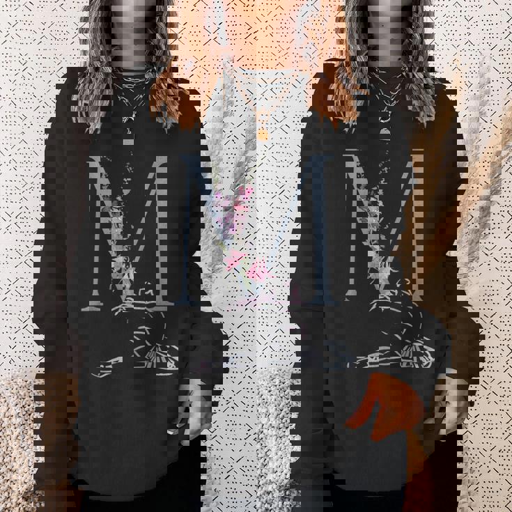 Balla バレリーナ イニシャル 名 M ダンス モノグラム バレエ スウェットシャツ 彼女への贈り物