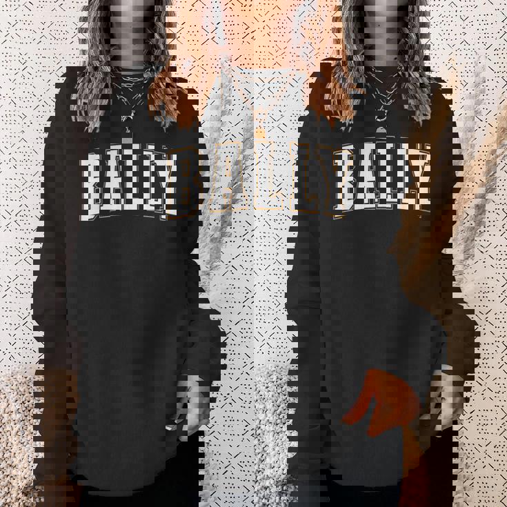 Bally India 誇り高きインドバケーションお土産 バリー スウェットシャツ 彼女への贈り物