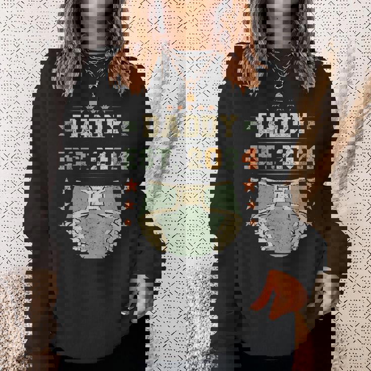 Daddy Est 2024 年生パパ 新米パパ 初めてのパパ 若いパパ スウェットシャツ 彼女への贈り物