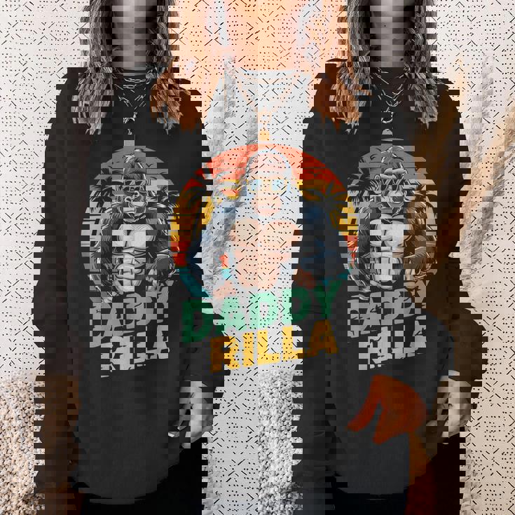 Daddy Rilla Gorilla Dad 父の日ギフト お父さんへのギフト スウェットシャツ 彼女への贈り物