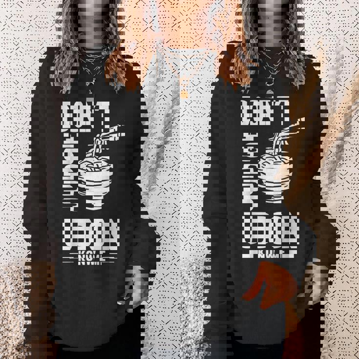 Don't Judge Me うどん Know Me おもしろ 日本食品 みそ麺 スウェットシャツ 彼女への贈り物