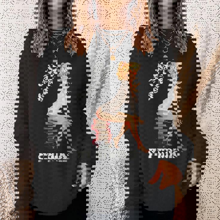 Easily-Distracted By Books ピンナップガール セクシーアニメ レトロアート スウェットシャツ 彼女への贈り物