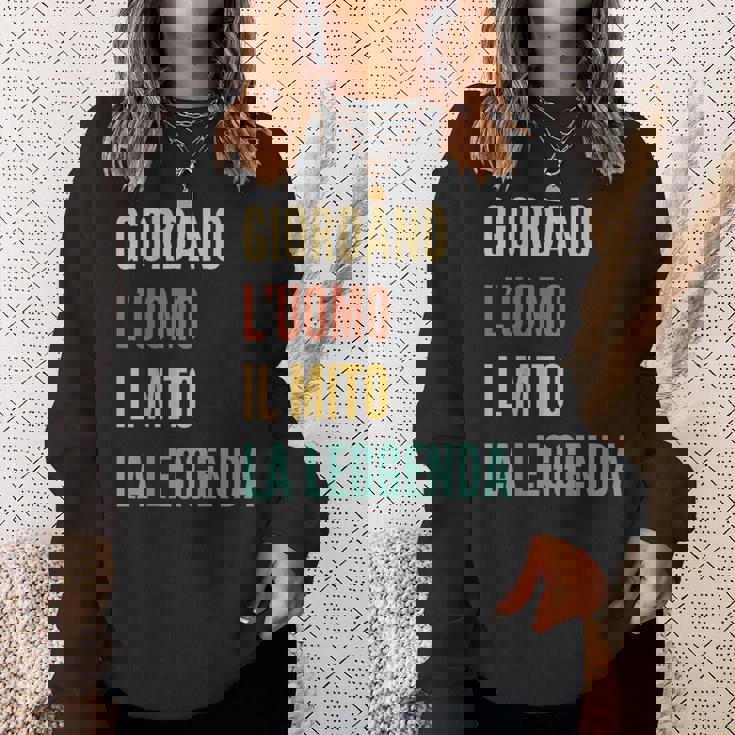 Italian First Name Giordano スウェットシャツ 彼女への贈り物