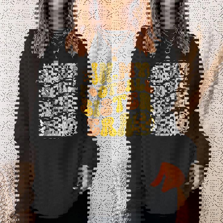 In My Footballister Era アメリカンフットボールヘルメットゲームデー スウェットシャツ 彼女への贈り物