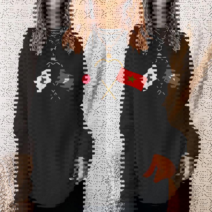 Japanese Flagietnamese Flagベトナムの遺産 ベトナムのルーツ 日本の国旗 ベトナムの国旗 スウェットシャツ 彼女への贈り物