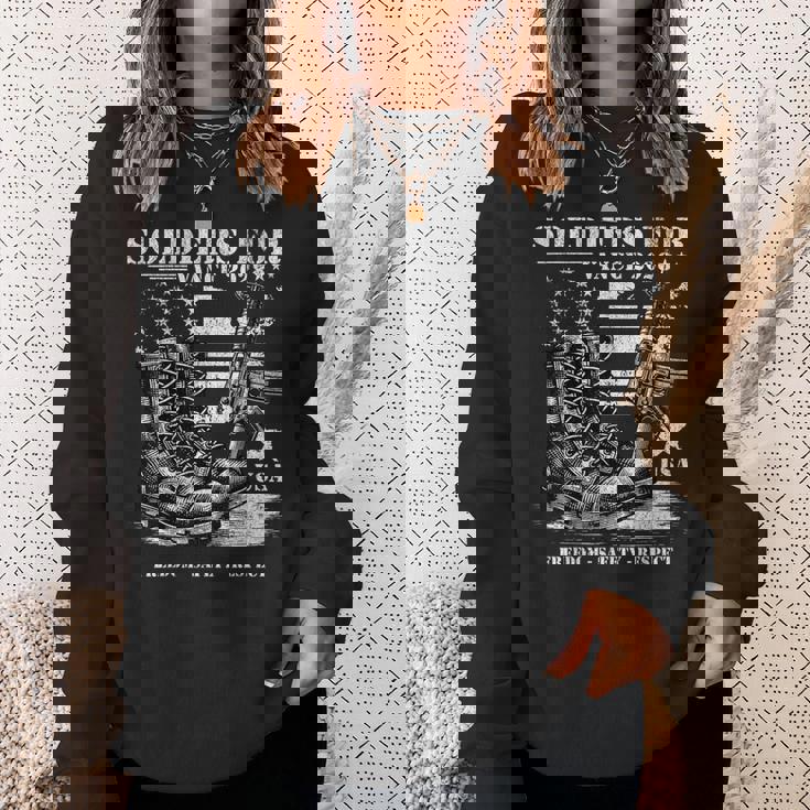 Jdヴァンス軍事選挙2028年アメリカ国旗支持のための兵士 スウェットシャツ 彼女への贈り物