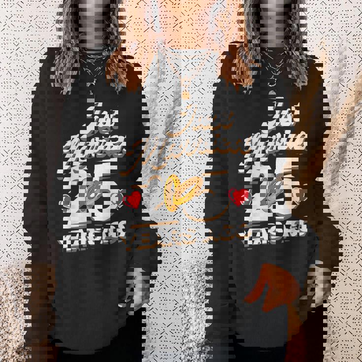 Just Married 25 Years Ago シルバーウェディング スウェットシャツ 彼女への贈り物