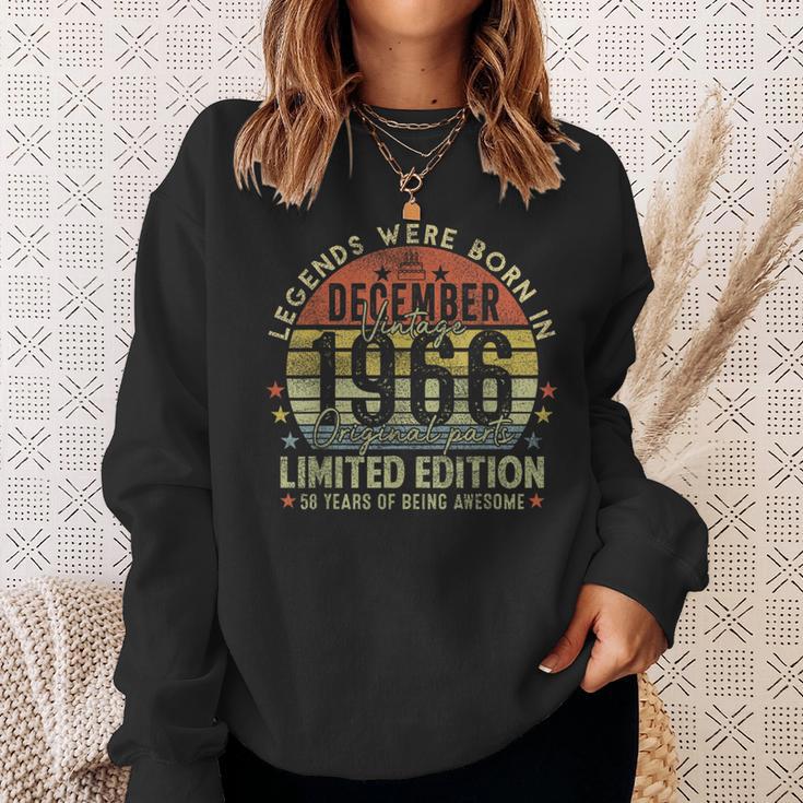 Legendince December 1966Intage 58Th Birthday Est 1966 スウェットシャツ 彼女への贈り物