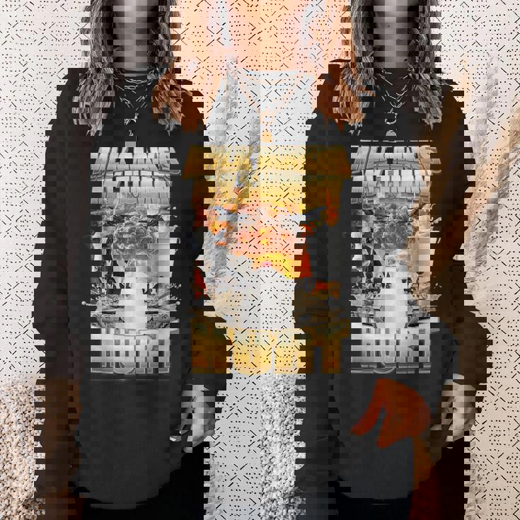 Milk Make My Tammy Hurt Cow Meme スウェットシャツ 彼女への贈り物