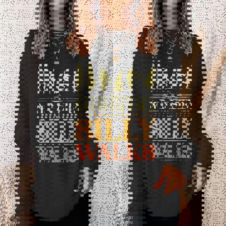 Ministry Ofilly Walks おもしろコメディ スウェットシャツ 彼女への贈り物