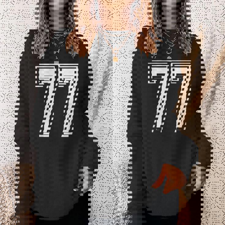 Number 77 Birthday 77Thports Player チーム番号入りジャージ スウェットシャツ 彼女への贈り物