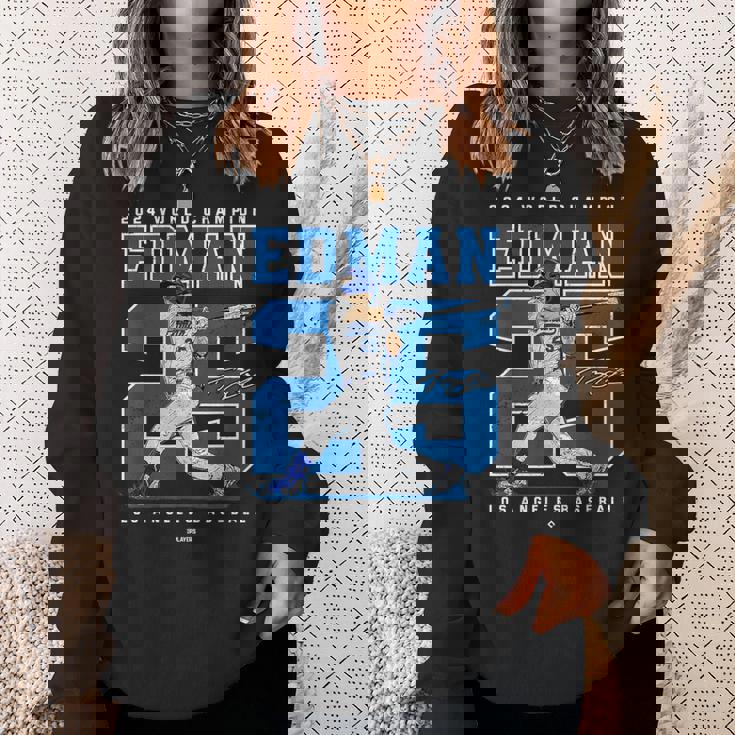 Player Number 2024 World Champion Tommy Edman Mlbpa スウェットシャツ 彼女への贈り物