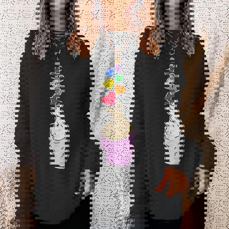 Pride レズビアン ゲイバイセクシャル トランスジェンダー 指 ハート付き スウェットシャツ 彼女への贈り物