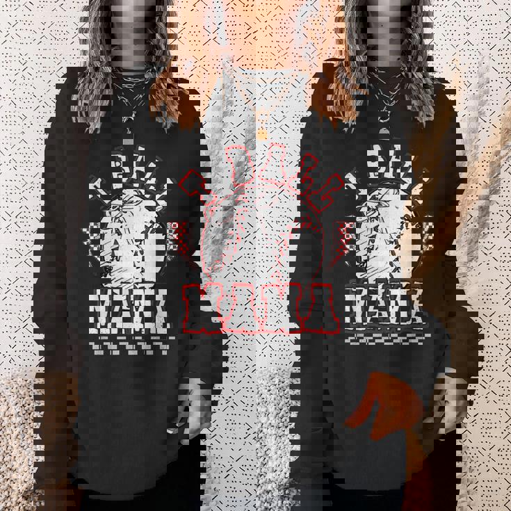 T-Ball ママ 試合の日 野球 ママ ソフトボール 選手 スポーツ スウェットシャツ 彼女への贈り物